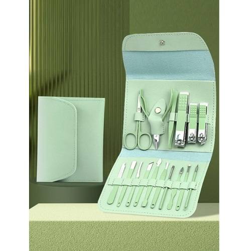 طقم العناية بالاظافر اخضر رقم.2