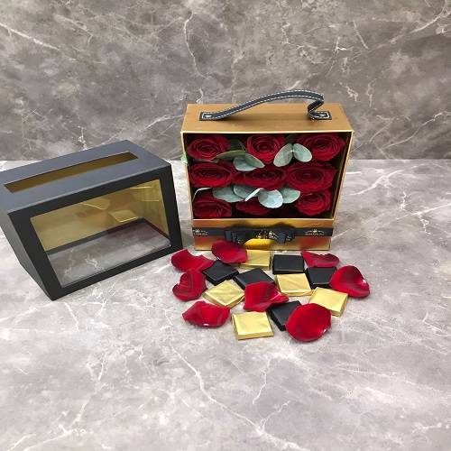 حقيبة ذهبية