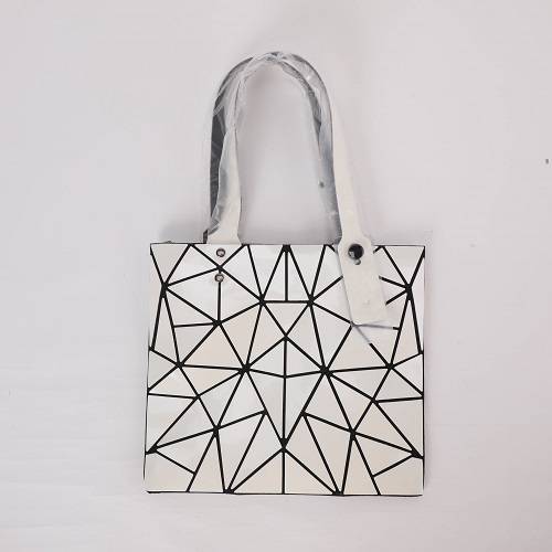 حقيبة يد ابيض