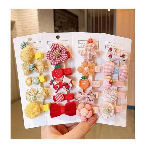 كلوز كيوت زخارف مشبك شعر