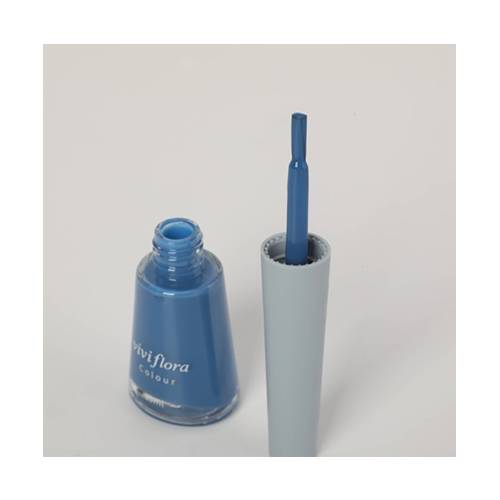 طلاء اظافر ازرق سماوي