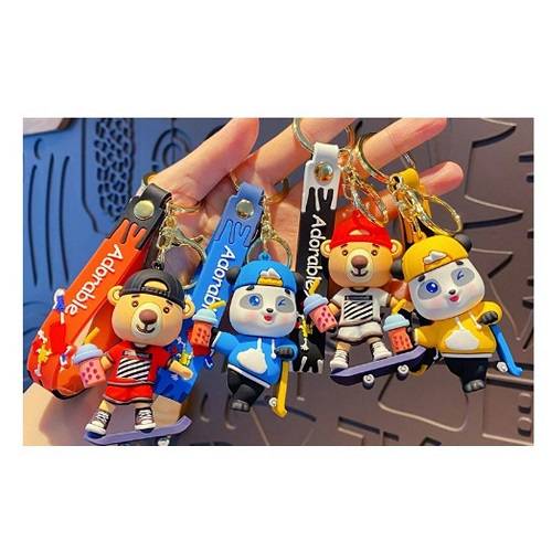 سكيت بورد بير سلسلة مفاتيح