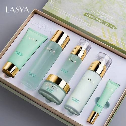 لاسيا مجموعة راديانت جلو اسينشالز للعناية بالبشرة 6قطع