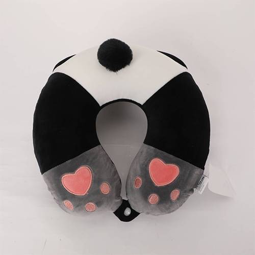 وسادة على شكل حرف يو اسود