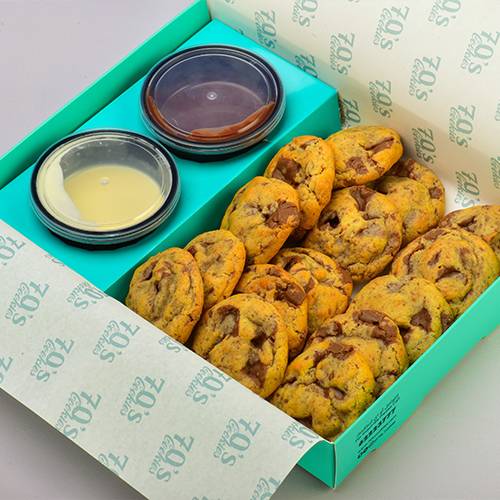 ميلك شوكليت كوكيز مع الصوص الشوكولاتة