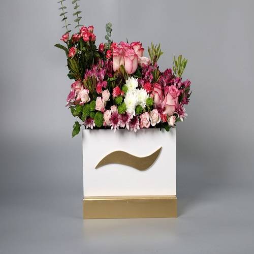 ديكور ورد مع طباعه كارت موديل رقم.RS118