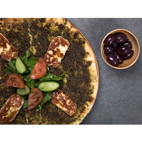 فطيرة الزعتر والحلوم