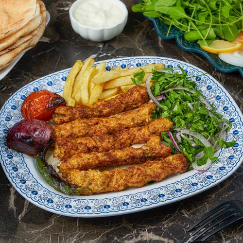 وجبة كباب دجاج 5اسياخ