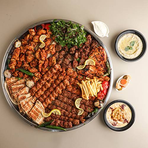 صينية مشويات مشكله تكفي من7 الي 8اشخاص