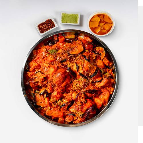 مقلوبة حمراء دجاج