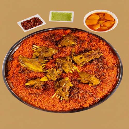 صينية مجبوس لحم عربي مع ارز احمر