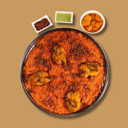 صينية مجبوس دجاج مع عيش احمر