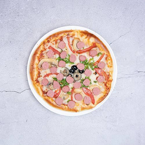 بيتزا نقانق