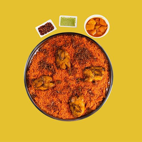 صينية مجبوس دجاج مع عيش احمر