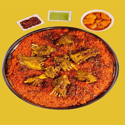 صينية مجبوس لحم عربي مع ارز احمر