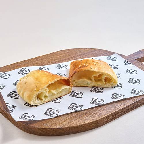 فطائر جبنة مشكلة