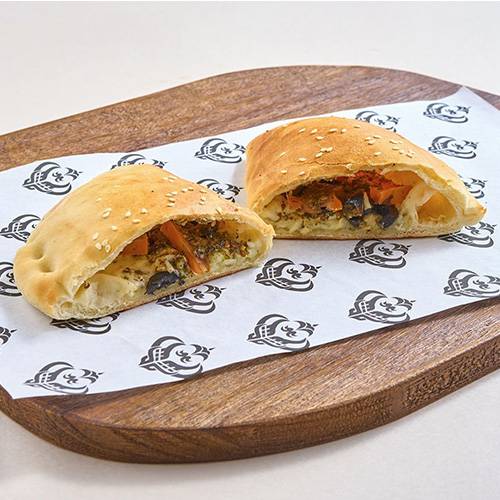 فطائر حلومى كاملة