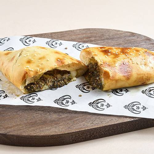 فطائر زعتر مع الموزرايللا