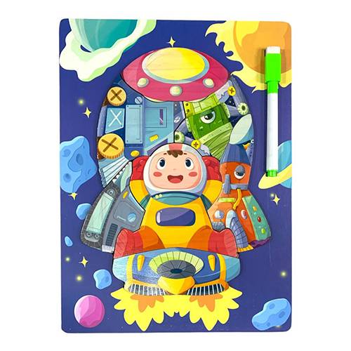 بازل مع سبورة بيضاء الفضاء