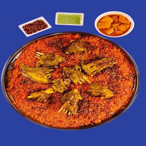 صينية مجبوس لحم عربي مع ارز احمر