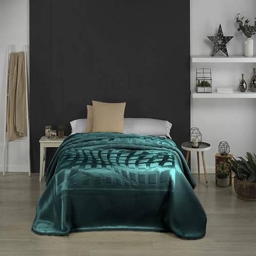 مورا بطانية سيرينا حفر ساده مجوز 240x220سم اخضر موديل رقم.J-1103