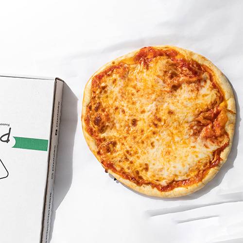 بيتزا مارجريتا صغيرة