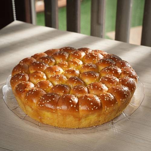 خلية نحل وسط