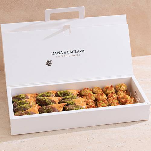 مكس فيتا بقلاوة مع وربات بالكاكاو