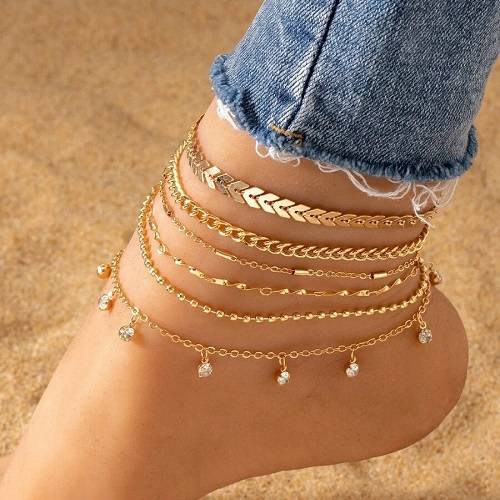 طقم سوار قدم اشكال مختلفة ذهبي 6حبة