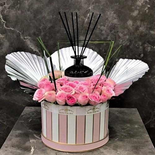 العطر والورد