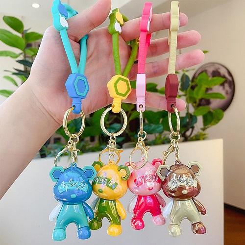 لايتننينج بير سلسلة مفاتيح