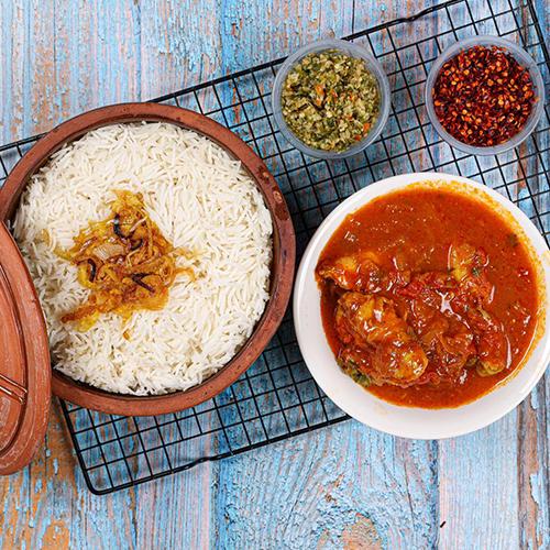 مرق دجاج مع العيش