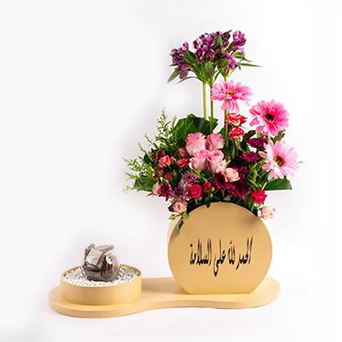 ديكور خشبي دائري مع ورود مع الكاكاو مطبوع عليه عبارة موديل رقم.RS165