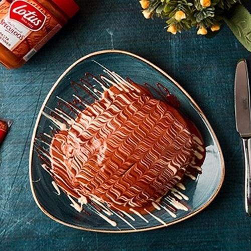 بان كيك صوص اللوتس