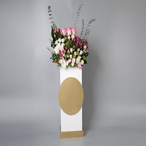 ديكور خشب ابيض في ذهبي ورد مع طباعه كارت موديل رقم.RS121
