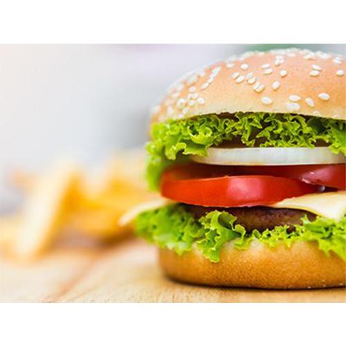 اطلب 2وجبة سريعة واحصل على 1وجبة سريعة مجانا