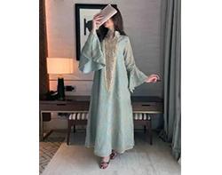 ملابس نسائية