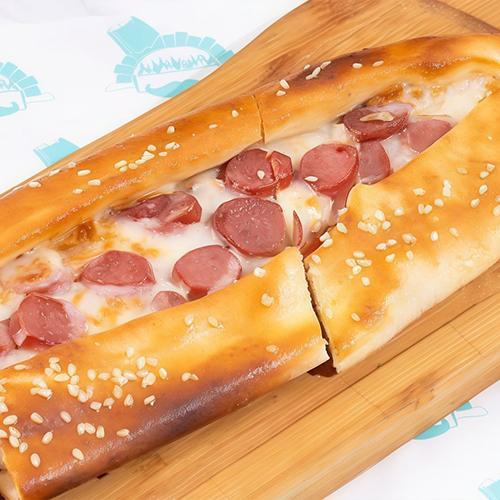 فطيره نقانق جبن