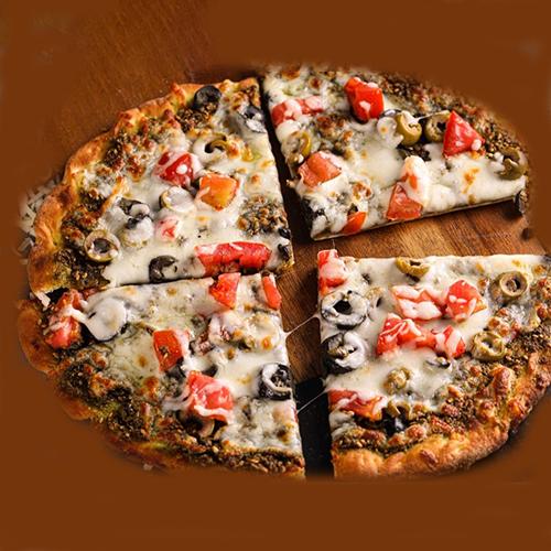 زعتر بلدي مع جبن وطماط وزيتون