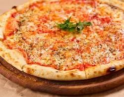بيتزا ايطالي جبن