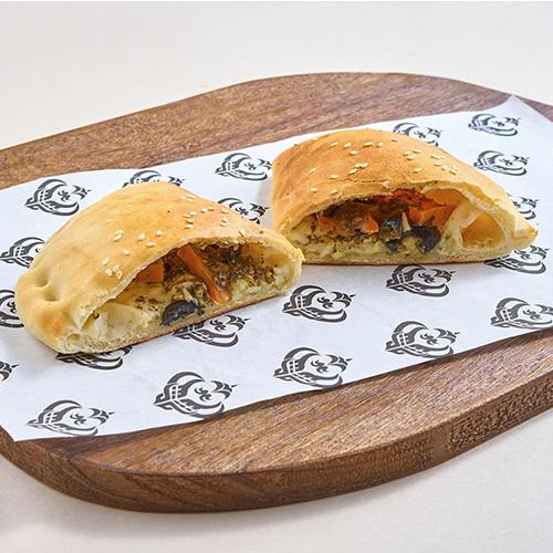 فطائر حلومى كاملة