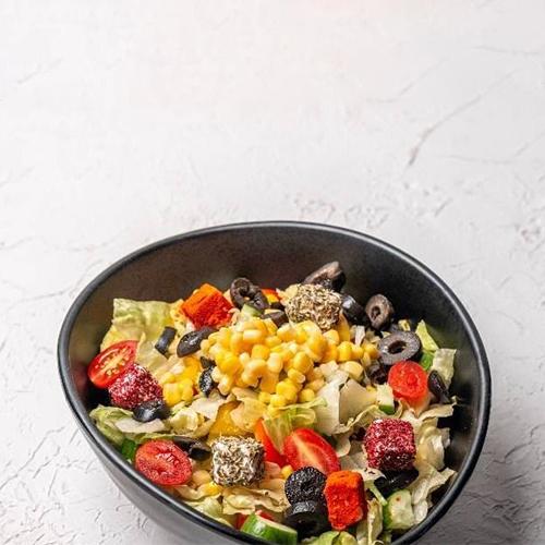 سلطة يونانية