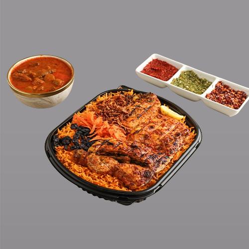 دجاج مشوي مع عيش بخاري