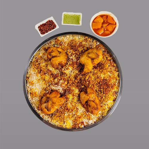 صينية مجبوس دجاج عيش بني