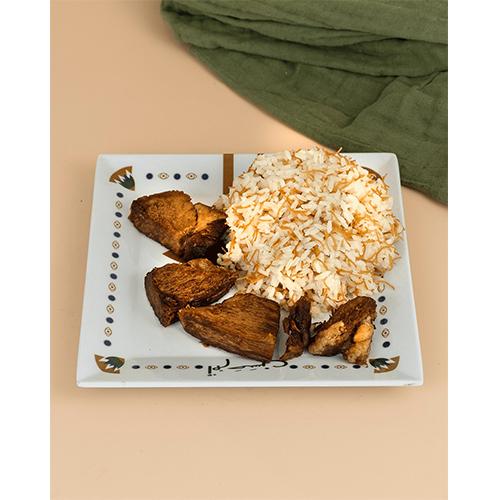 لحم محمر مع عيش