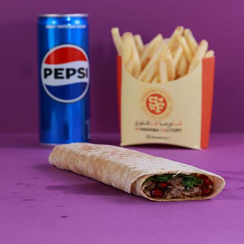 وجبة لحم و رمان مع جرجير