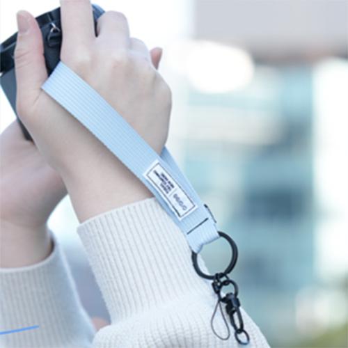 اراري حزام يد رياضي ازرق سماوي موديل رقم.STRAP-HN-SBL