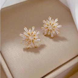 طقم قلادة واقراط مطلية بالزركون والكروم مقاوم للصدا