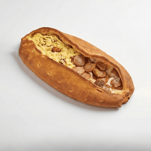 فطيرة نقانق كاتشب مايونيز